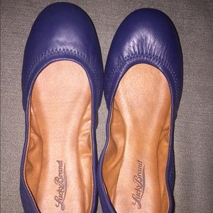 Lucky Navy Flats - NWT